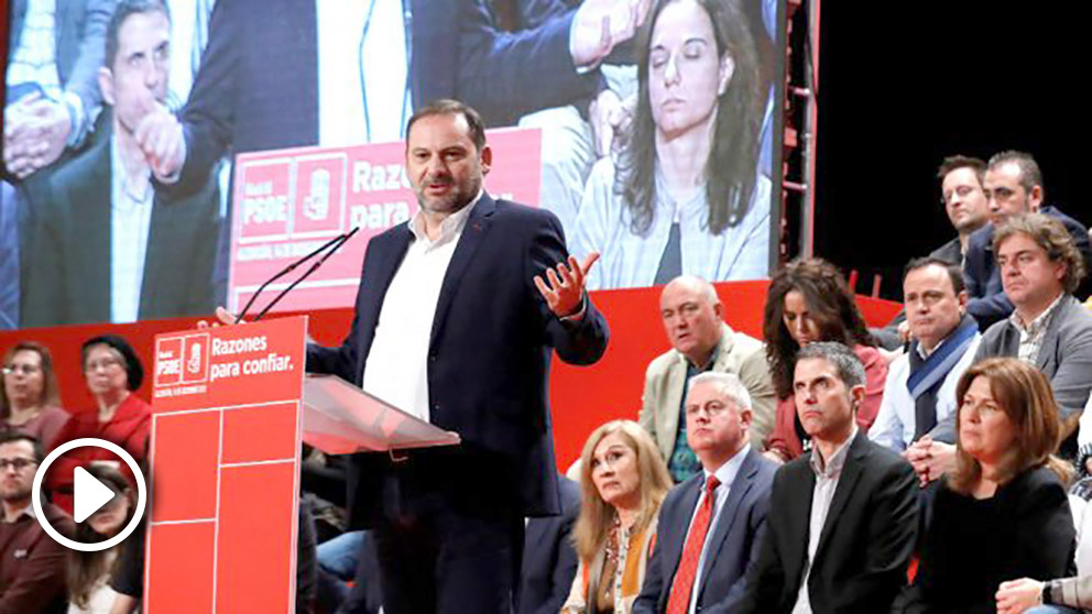 Ábalos en la presentación de candidatos a los municipios madrileños, este domingo (Foto: EFE).