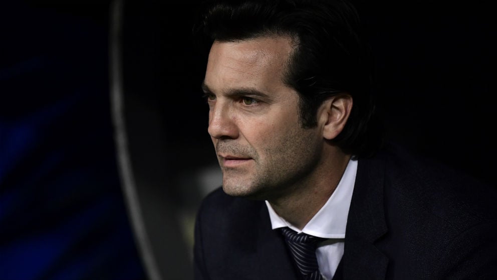 Solari, durante un partido del Real Madrid. (AFP)