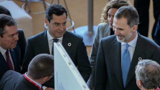 Felipe VI recibe este viernes al presidente de la Junta de Andalucía en Zarzuela