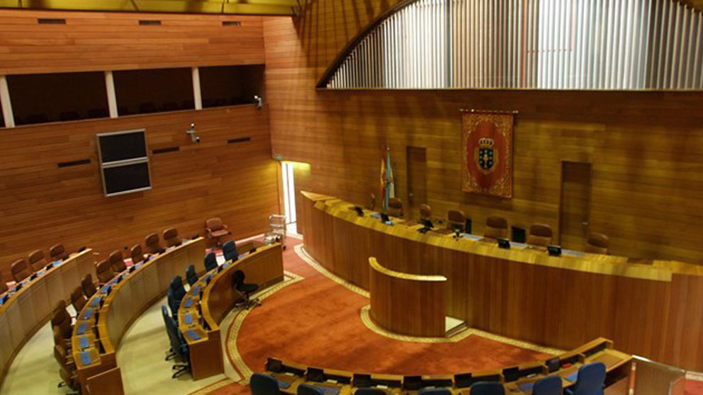 El Parlamento gallego vacío.