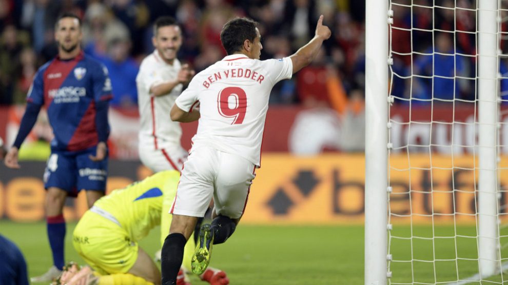 Ben Yedder y Sarabia (AFP)