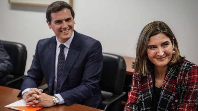 La consejera de Empleo de la Junta de Andalucía, Rocío Blanco, y el líder de Ciudadanos, Albert Rivera. (Foto: Flickr C's)