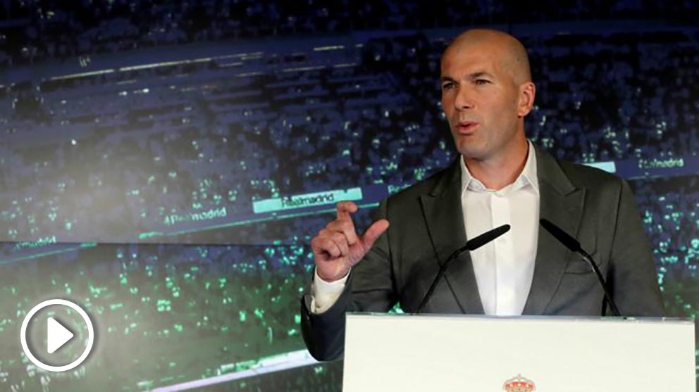 Zidane, en su comparecencia como nuevo entrenador del Real Madrid. (EFE)