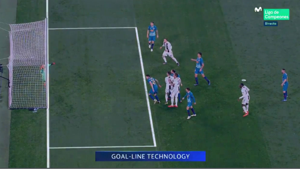 Oblak sacó desde dentro de la portería el segundo gol de Cristiano Ronaldo.