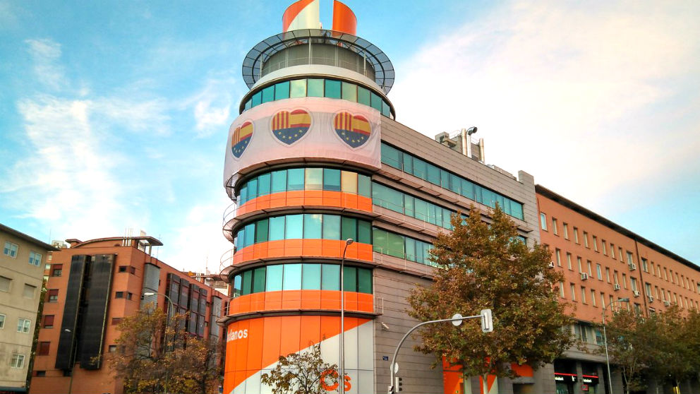 La reunión se celebró en mayo de 2017 en la sede central de Ciudadanos, situada en la calle Alcalá de Madrid.