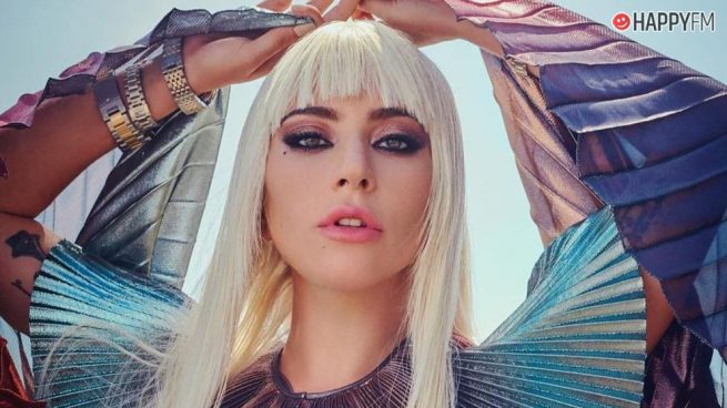 Lady Gaga aparece por sorpresa en un escenario de Los Ángeles con un motivo muy especial