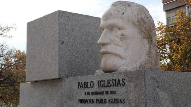 Réplica del busto de Pablo Iglesias en Cuatro Caminos.