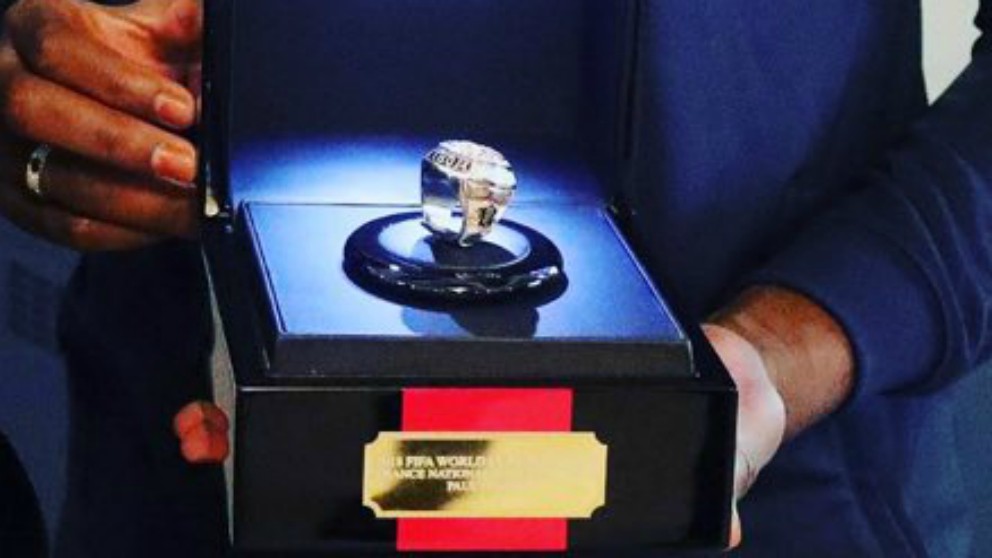 El anillo que ha regalado Pogba a sus compañeros de la selección francesa que ganaron el Mundial de Rusia 2018.
