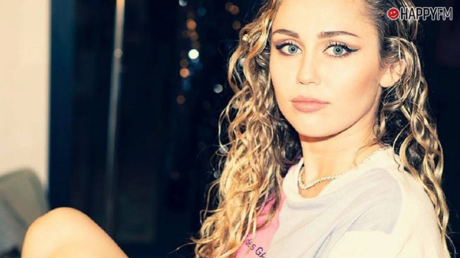 Miley Cyrus desafía a Instagram con una imagen de la que todo el mundo habla
