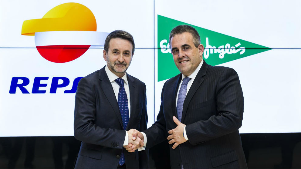 Repsol y El Corte Inglés se alían para vender gas y electricidad conjuntamente (Foto: EP)