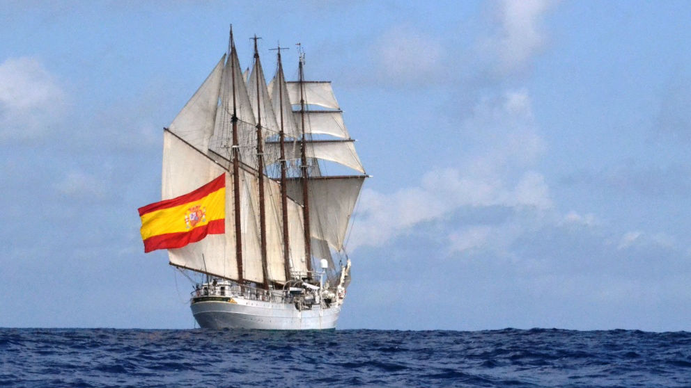Buque de la Armada española Juan Sebastián Elcano.