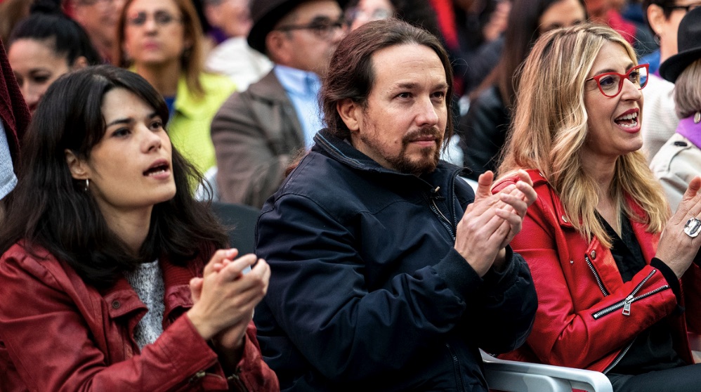 Isabel Serra, Pablo Iglesias y Mª Eugenia Rodríguez Palop, cabeza de lista de Podemos a las europeas. (Foto: Podemos)