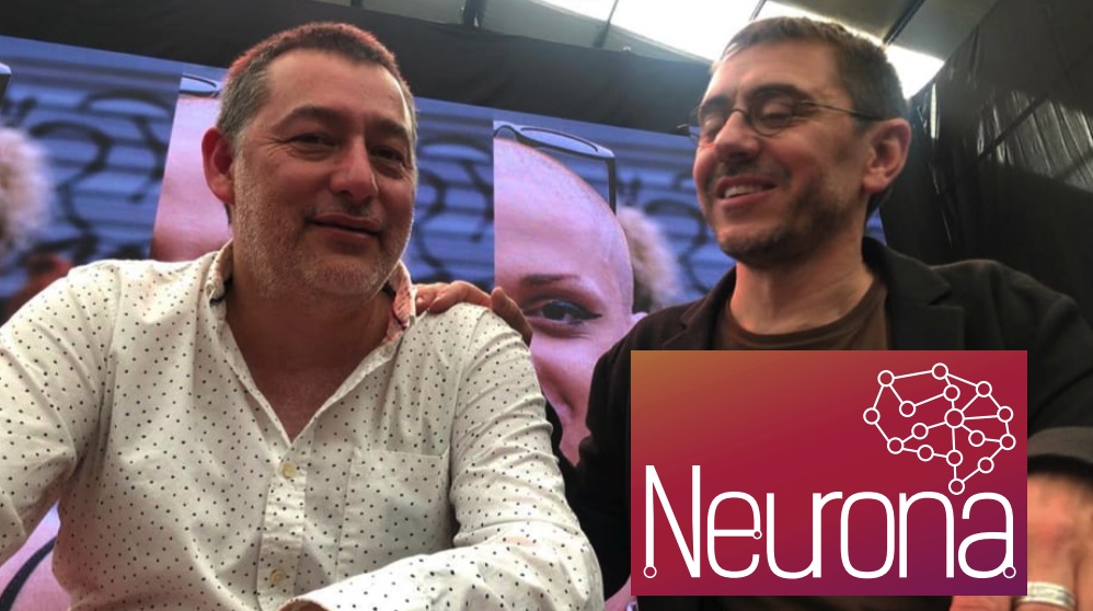 El director de Neurona Consulting con Juan Carlos Monedero.