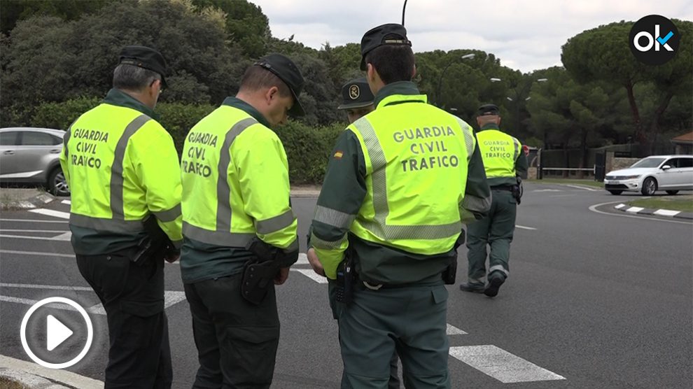 Control de alcoholemia y velocidad reducido de tráfico.