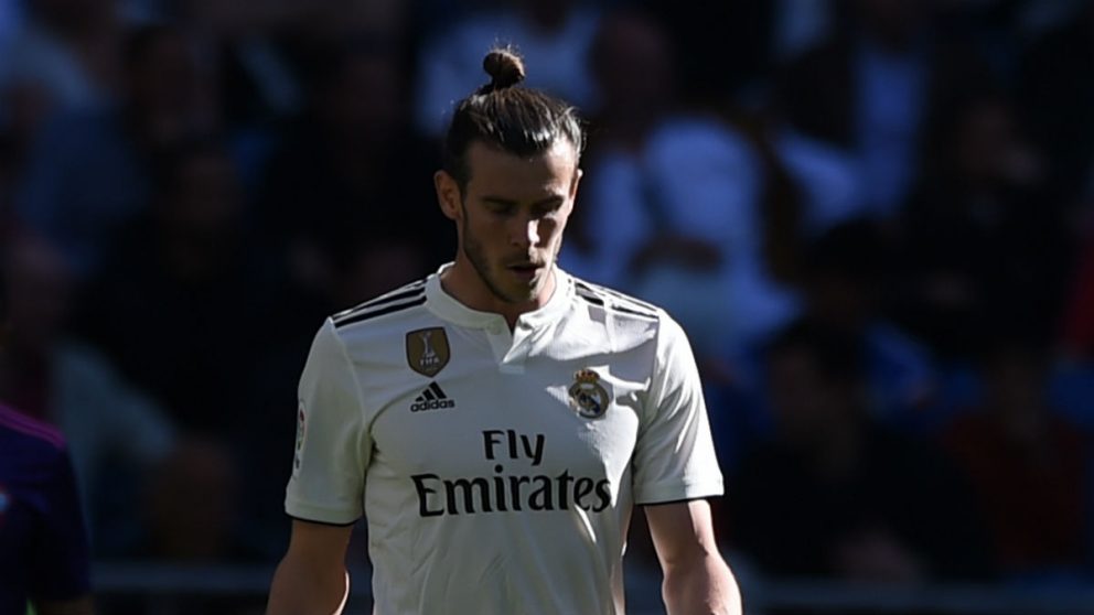 Gareth Bale tiene un pie fuera del Madrid. (Getty)