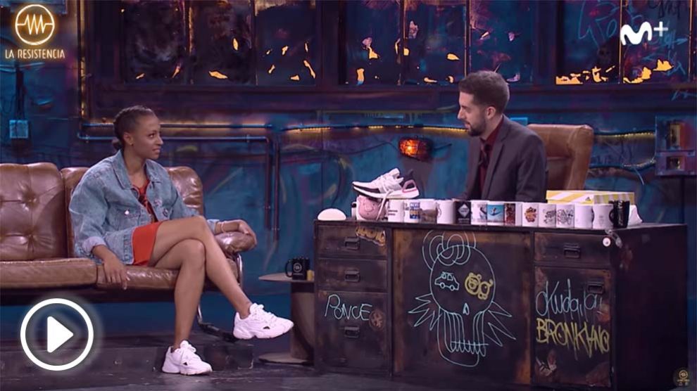 Ana Peleteiro repondió a las preguntas de Broncano con Piqué como objeto de mofa.