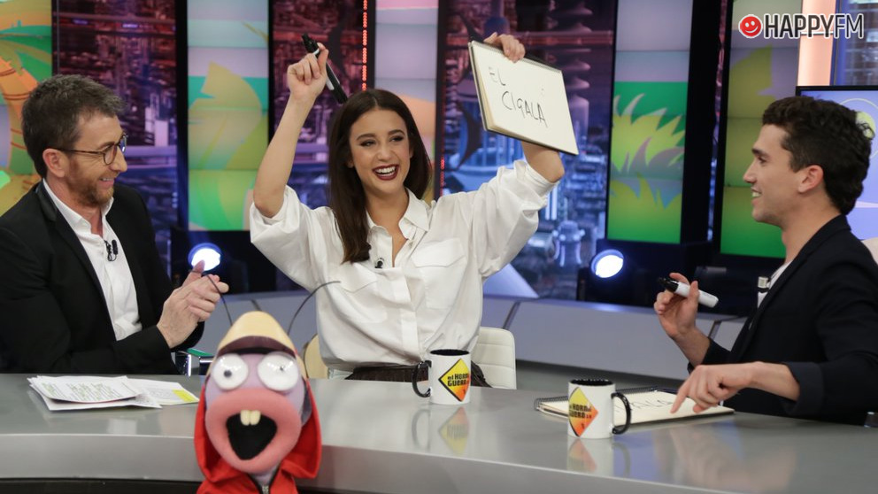 ‘El Hormiguero’: Pablo Motos, en apuros por una broma de Jaime Lorente y María Pedraza