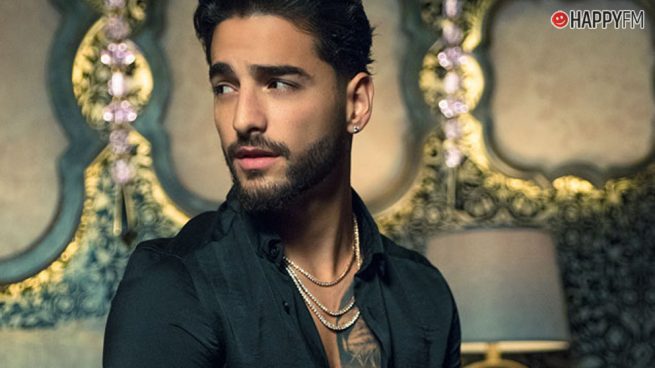 Maluma interpreta ‘Corazón’, de manera improvisada, en un restaurante de París