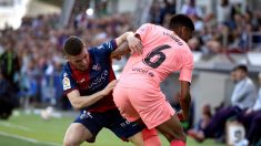 Huesca y Barcelona empatan en El Alcoraz. (EFE)