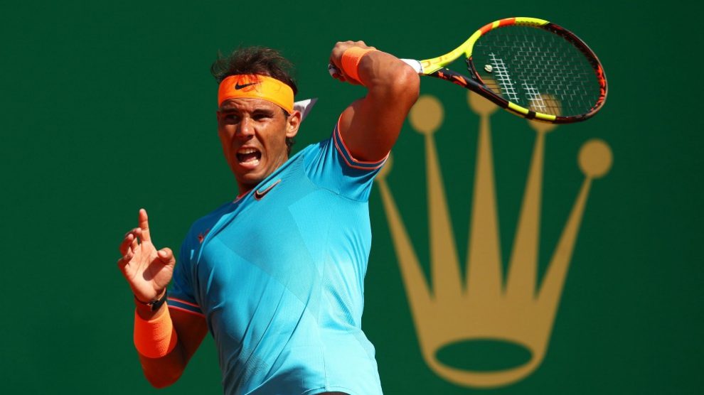Nadal golpea una derecha en el encuentro frente a Bautista. (Getty)