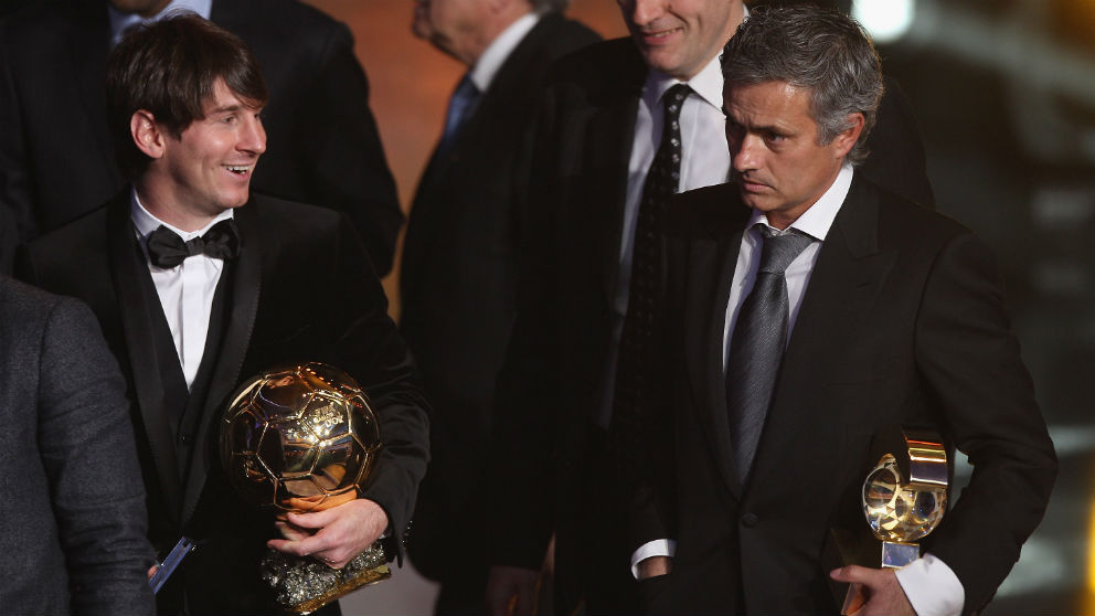 Leo Messi y José Mourinho en la gala del Balón de Oro de 2010. (Getty)