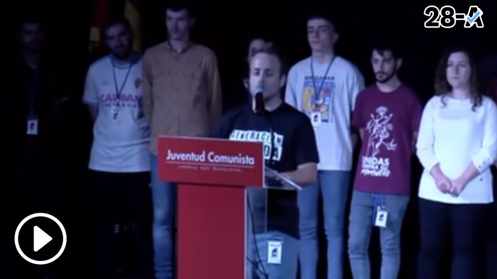 El nuevo secretario general de las Juventudes Comunistas, Guillermo Úcar, este domingo. (Fuente: UJCE vía YouTube)