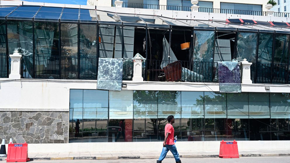 Uno de los hoteles donde se perpetró un atentado en Colombo, capital de Sri Lanka. Foto: AFP