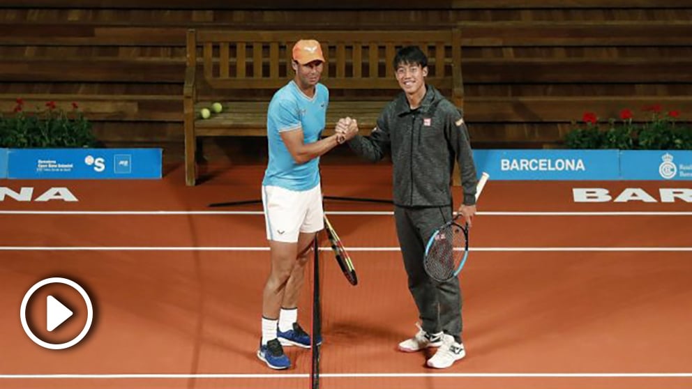 Nadal y Nishikori en el acto en Barcelona. (EFE)
