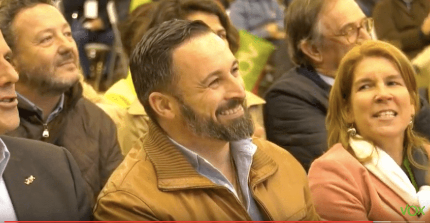 Santiago Abascal en el acto de VOX en Las Rozas. Foto. Youtube.