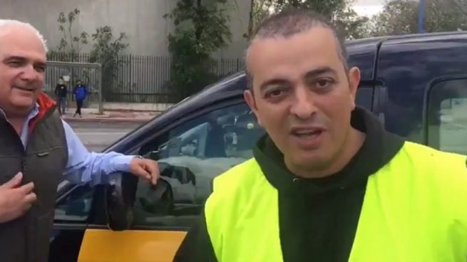 El líder taxista Tito: «Pido a los taxistas que voten a Podemos. ¿Qué importa si Pablo tiene una casa?»