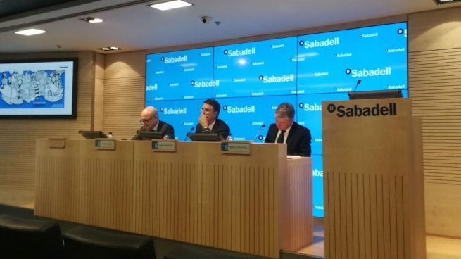 Sabadell certifica la venta de su gestora de fondos a Amundi por 430 millones de euros