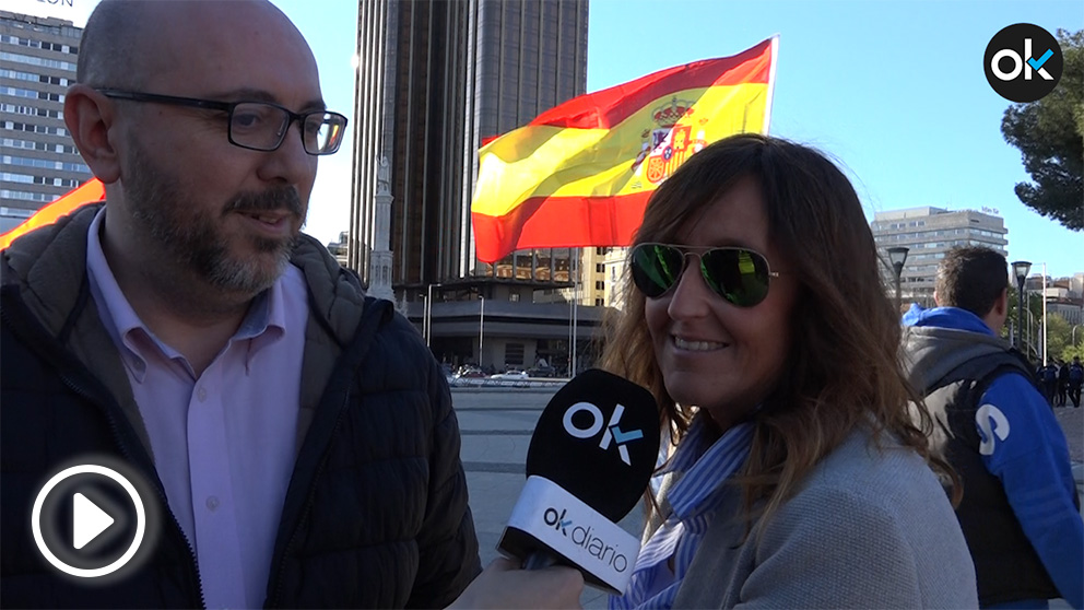 Simpatizantes de Vox hablan con OKDIARIO en Colón