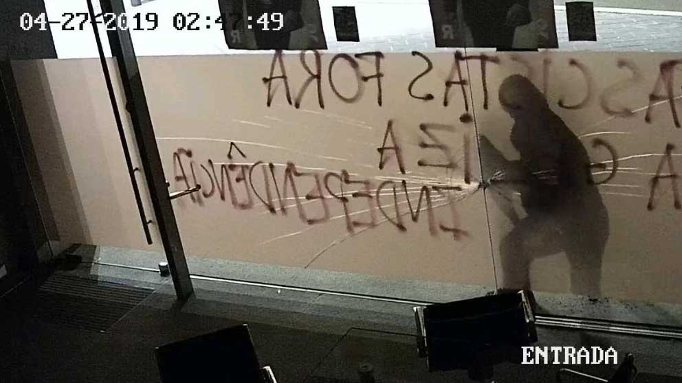 Sede de Ciudadanos atacada.