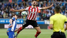 Mikel Rico ante el Alavés (EFE)