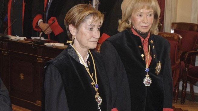 Victoria Ortega Benito, presidenta de la Abogacía, junto a la ex vicepresidenta del Gobierno Fernández de la Vega