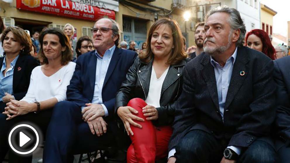 Los candidatos socialistas a la Comunidad, Ángel Gabilondo, al Ayuntamiento de Madrid, Pepu Hernández (d), y al Parlamento europeo, Iratxe García (Foto: EFE).
