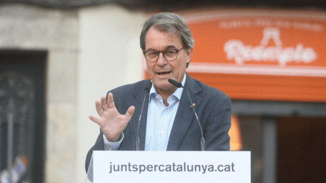 Mas ataca a ERC y BComú: «Colau ha frenado Barcelona y Maragall la dormírá»