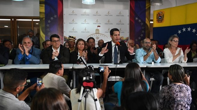 Guaidó denuncia que efectivos de Maduro han tomado «por la fuerza» el Parlamento venezolano