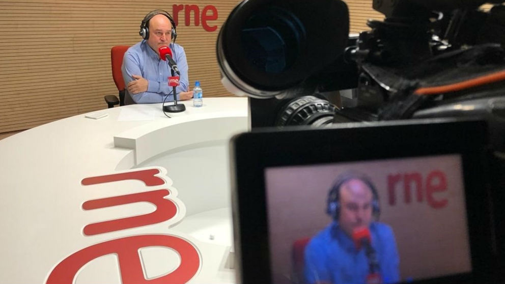 Andoni Ortúzar en una entrevista en RNE. Foto: Europa Press