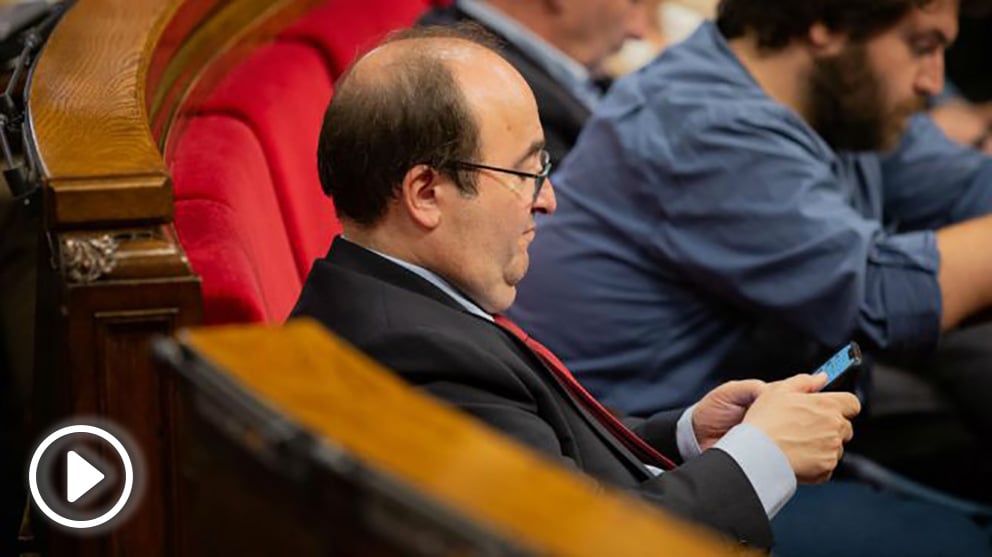 Miquel Iceta en el Parlament. Foto: Europa Press