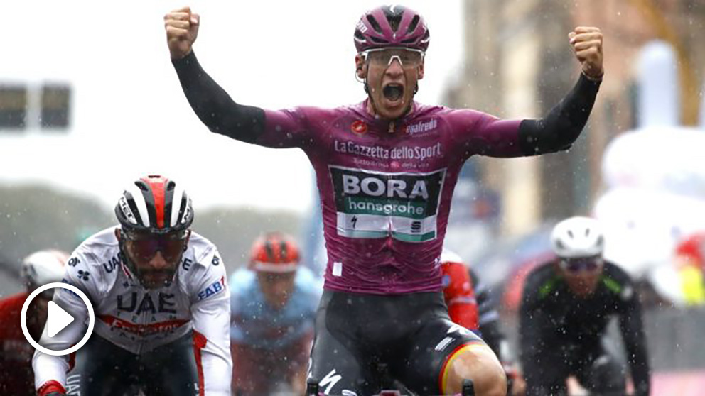 Ackermann se impuso en la quinta etapa del Giro. (AFP)