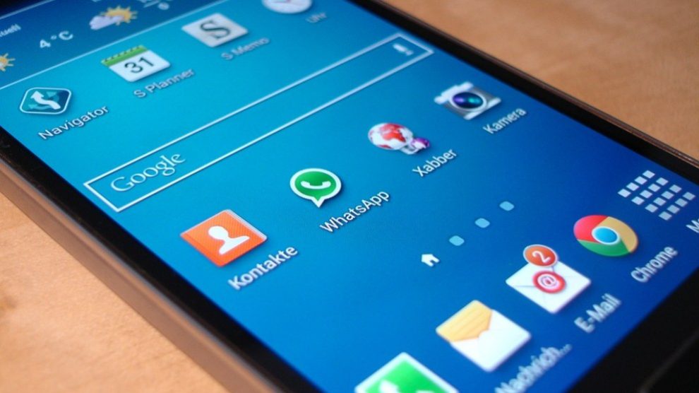 Descbure el fallo de WhatsApp que dejó entrar malware
