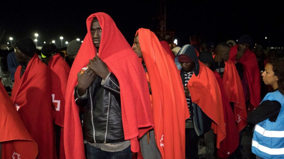 Los inmigrantes rescatados fueron trasladados a Motril.