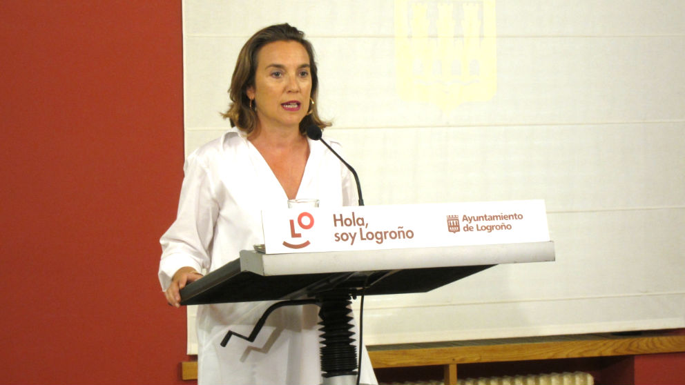 Cuca Gamarra en un acto en el Ayuntamiento de Logroño (Foto: Europa Press).