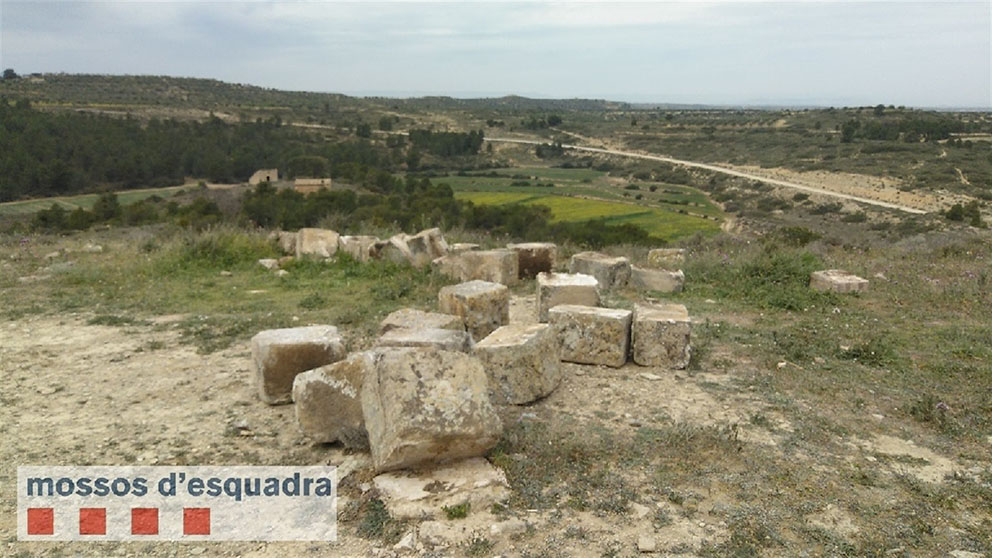 Restos del Arco de Adar en Llardecans