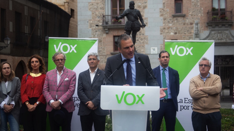 Javier Ortega Smith presentando su programa al Ayuntamiento de Madrid. (Foto. Vox)