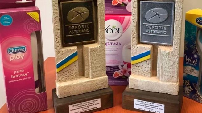 Un vibrador y un set de depilación: los regalos recibidos por las ganadoras de Asturias de squash