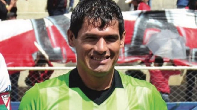 Muere un árbitro tras desplomarse en un partido de la Liga boliviana