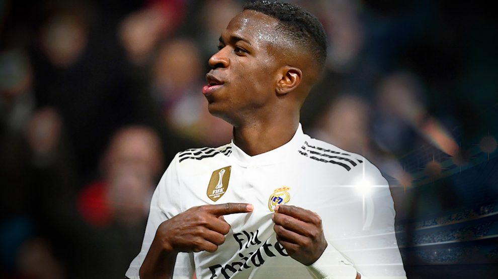 Vinicius celebra un gol con el Real Madrid.