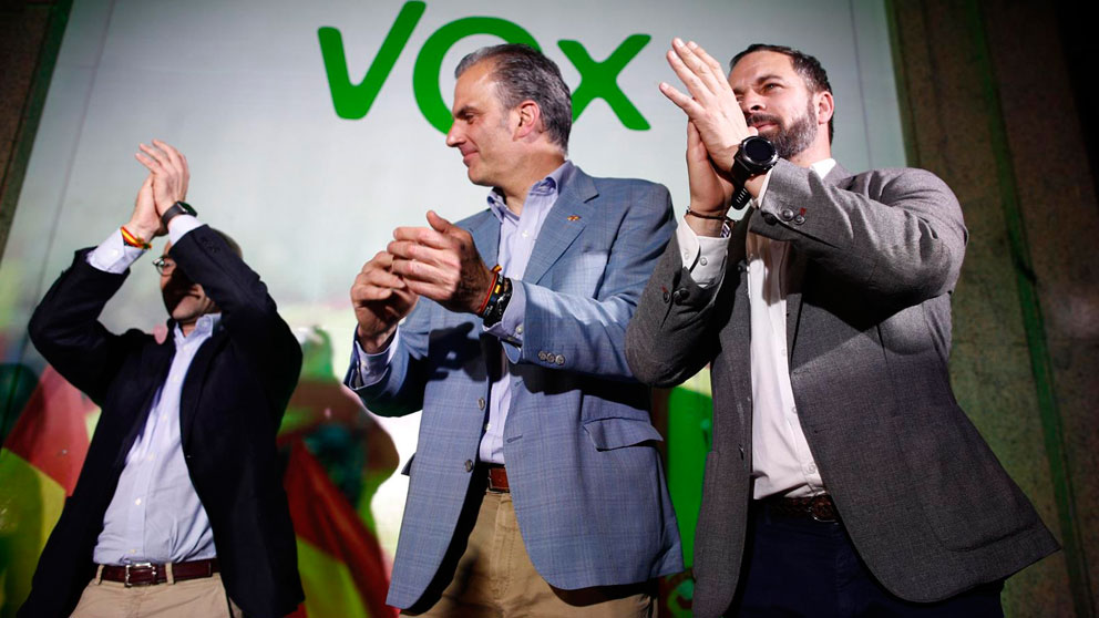 Javier Ortega Smith y Santiago Abascal celebrando los resultados de las elecciones autonómicas y municipales 2019. Foto: EP